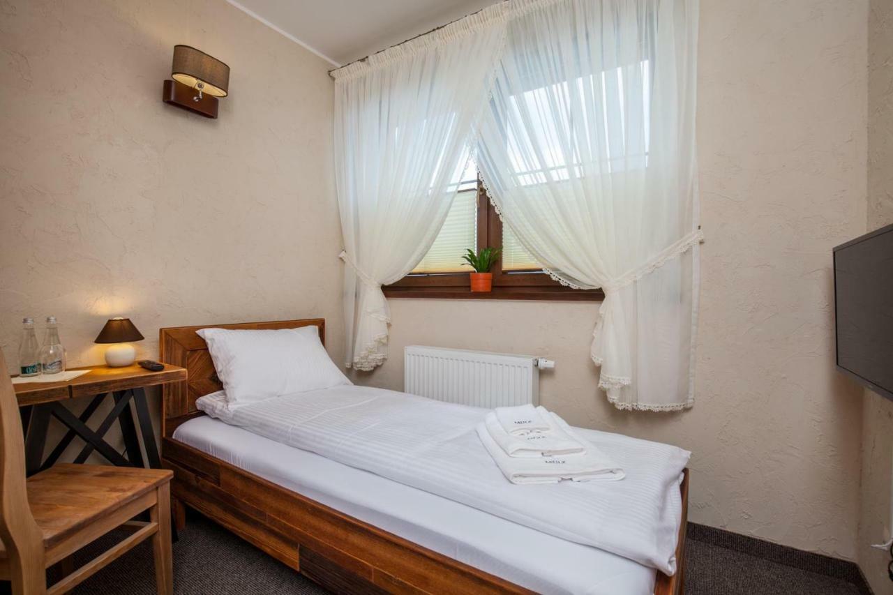 Bed and Breakfast Mulk Checz Kaszebsko Мішевко Екстер'єр фото